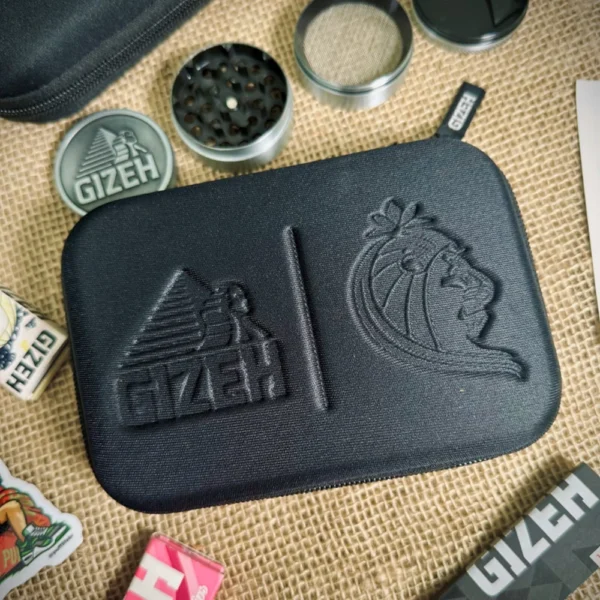 GIZEHxPuff-Life_Case_Classic_black_organizer_recreational_opened_mood2 online kaufen.webp